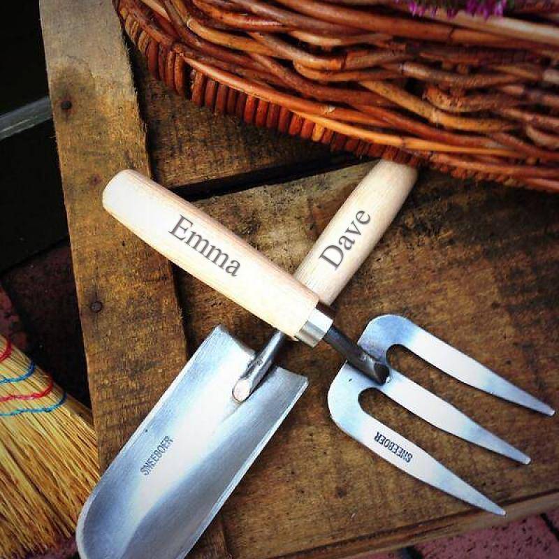 Sneeboer Kinder-Gartenset – Handkelle & Handgabel im Geschenkset für kleine Gärtner