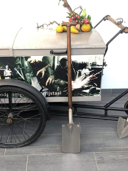 Sneeboer Vintage Spaten Limited Edition – Robuster Gartenspaten für präzise Erdarbeiten (116 cm)
